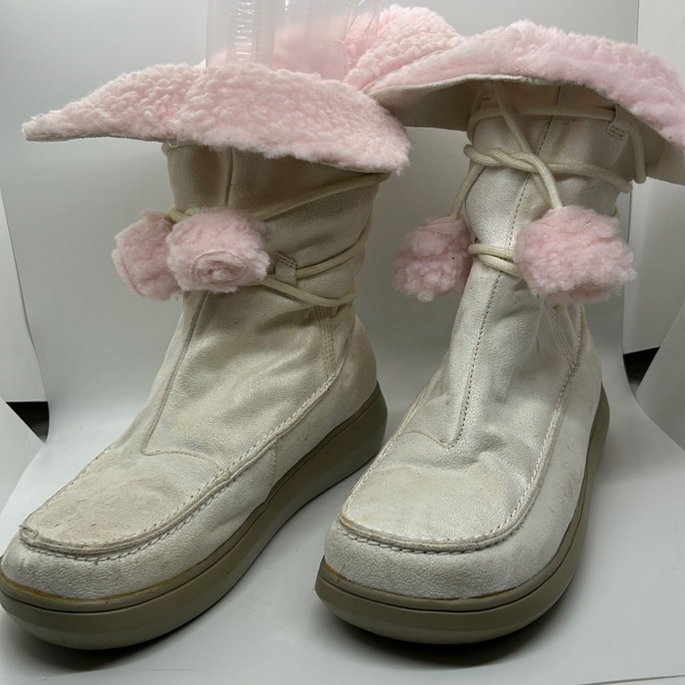 Charlotte Russe Fold Over Boots. Women’s 9